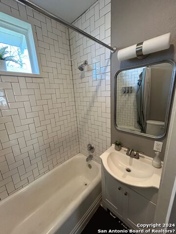 Image 20 of 35 For 1427 Burnet St