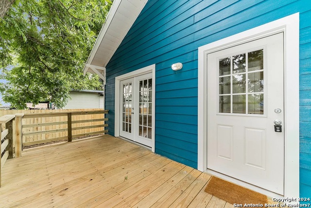 Image 23 of 35 For 1427 Burnet St