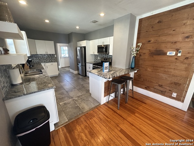 Image 7 of 35 For 1427 Burnet St