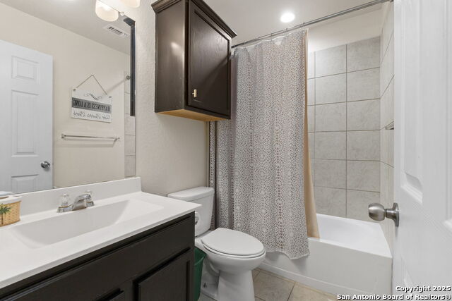 Listing photo id 16 for 2530 Diamondback