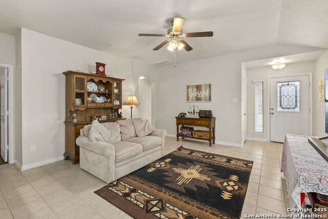 Listing photo id 1 for 2530 Diamondback