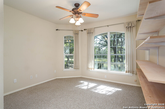 Image 17 of 34 For 161 N Stallion Estates Dr