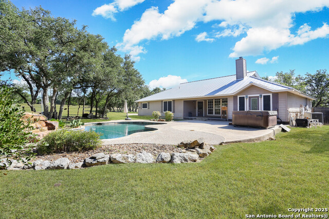 Image 20 of 34 For 161 N Stallion Estates Dr