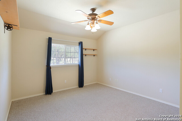 Image 24 of 34 For 161 N Stallion Estates Dr