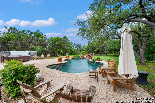 Image 3 of 34 For 161 N Stallion Estates Dr