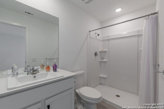 Listing photo id 10 for 13462 Furyk Drive