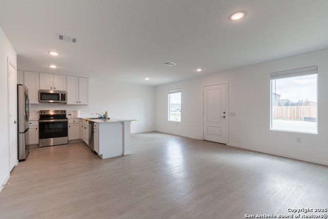 Listing photo id 1 for 13462 Furyk Drive