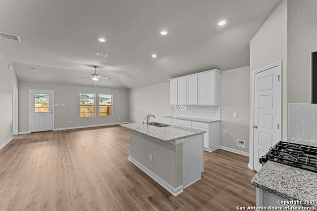 Listing photo id 9 for 5051 Agave Blue Lane