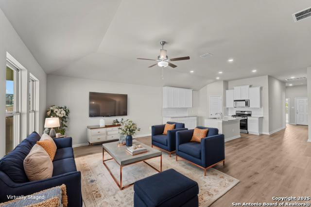 Listing photo id 4 for 5051 Agave Blue Lane