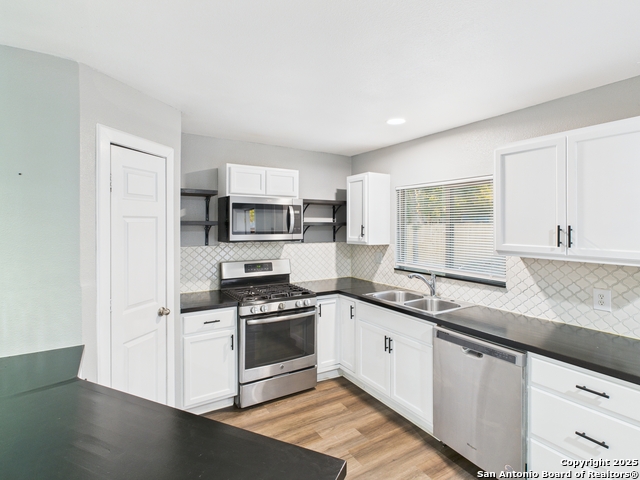 Listing photo id 5 for 9134 Ocean Gate