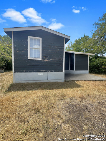 Image 9 of 9 For 527 Bee  