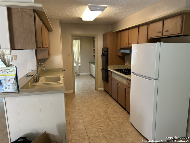 Image 13 of 34 For 10711 Janet Lee