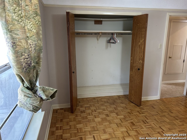 Image 26 of 34 For 10711 Janet Lee