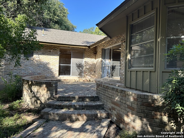 Image 29 of 34 For 10711 Janet Lee