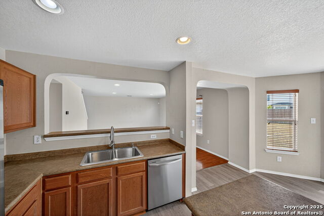 Image 10 of 24 For 10112 Villa Del Lago