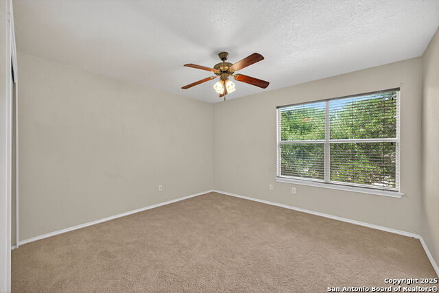 Image 20 of 24 For 10112 Villa Del Lago