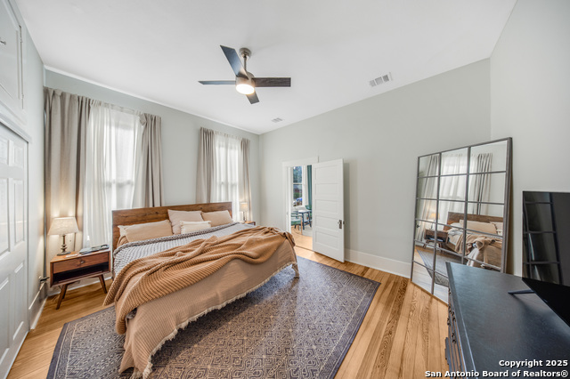 Image 15 of 26 For 509 Mistletoe Ave W