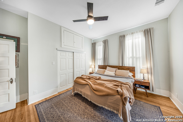 Image 16 of 26 For 509 Mistletoe Ave W