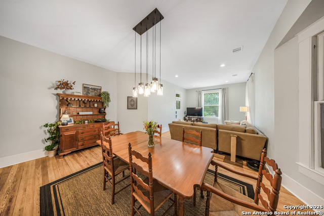 Image 7 of 26 For 509 Mistletoe Ave W