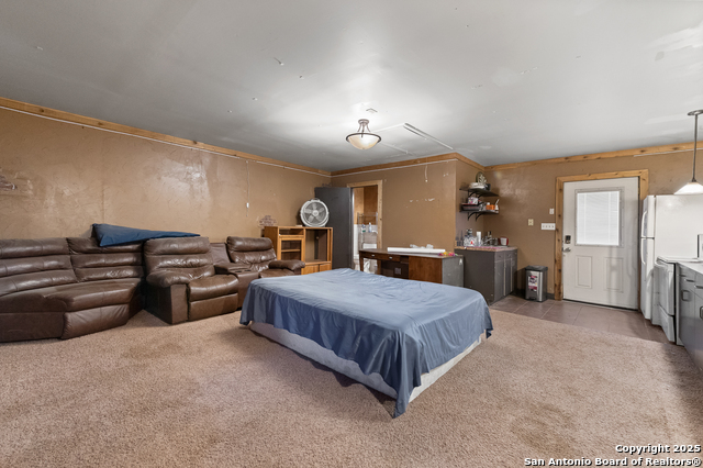 Image 29 of 48 For 198 Encino Drive