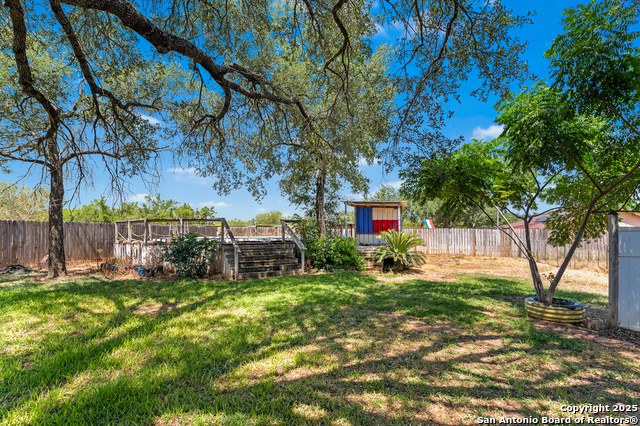 Image 34 of 48 For 198 Encino Drive