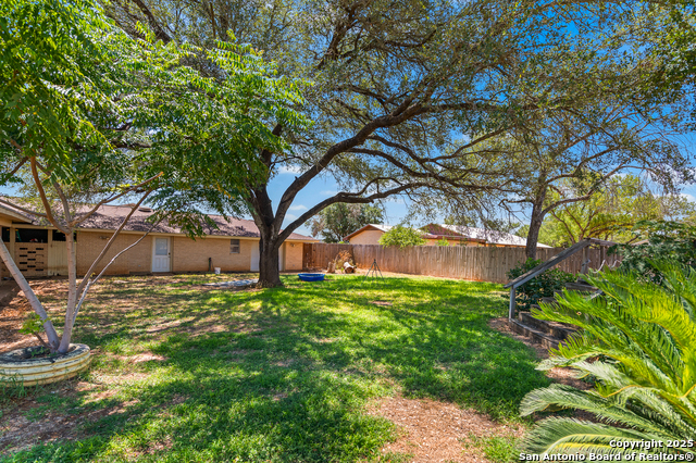 Image 36 of 48 For 198 Encino Drive