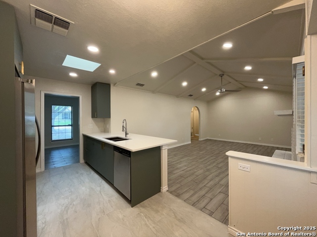Image 16 of 42 For 414 De Soto Drive