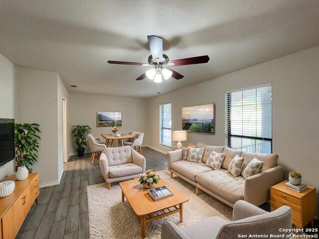 Image 2 of 42 For 414 De Soto Drive