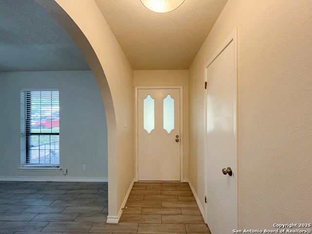 Image 34 of 42 For 414 De Soto Drive