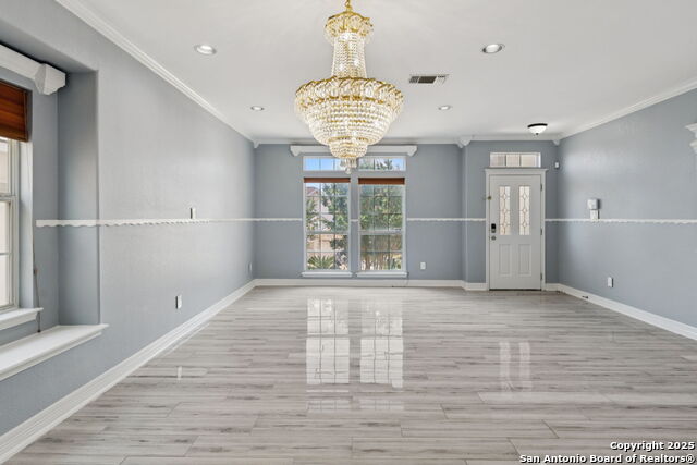 Image 5 of 36 For 21419 La Pena