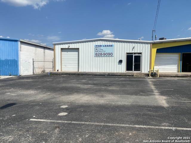 Listing photo id 20 for 8446 Gault Ln