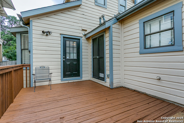Listing photo id 21 for 535 Magnolia W 1