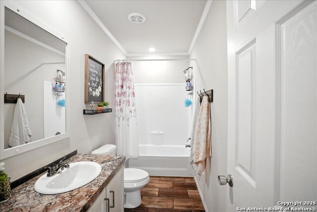 Image 23 of 48 For 1004 Catholic Cemetery