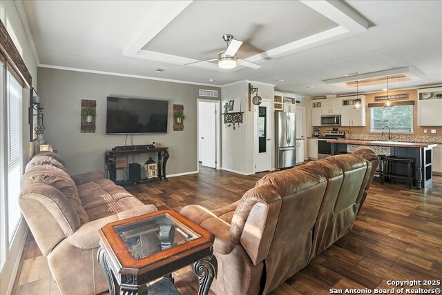 Image 3 of 48 For 1004 Catholic Cemetery