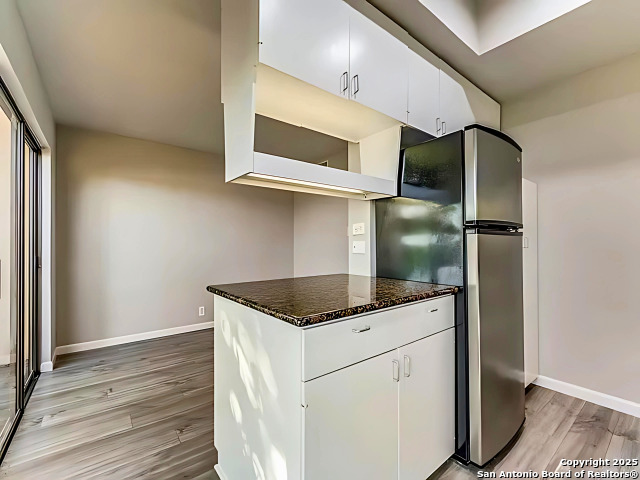 Image 16 of 29 For 8642 Fredericksburg  703