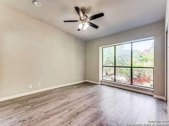 Image 18 of 29 For 8642 Fredericksburg  703