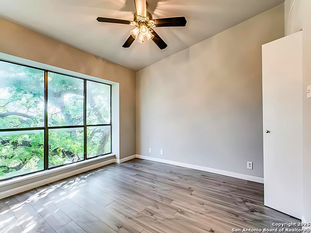 Image 24 of 29 For 8642 Fredericksburg  703