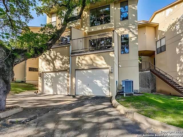 Image 29 of 29 For 8642 Fredericksburg  703