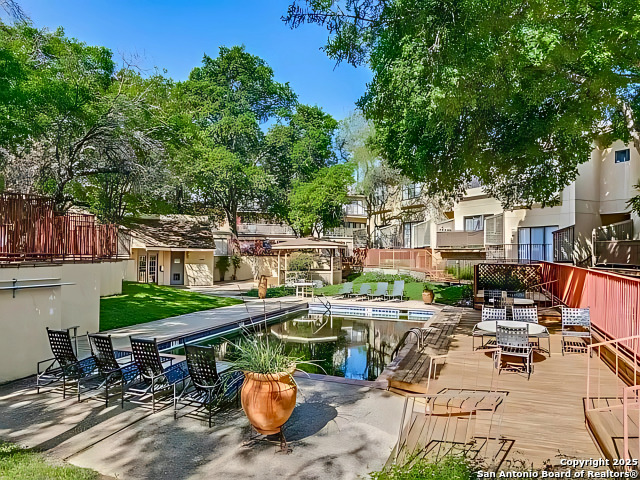 Image 6 of 29 For 8642 Fredericksburg  703