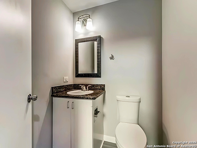 Image 9 of 29 For 8642 Fredericksburg  703