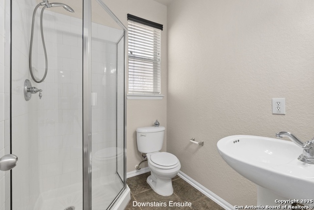Image 16 of 31 For 26415 Walden Oak