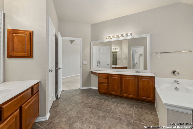 Image 23 of 31 For 26415 Walden Oak