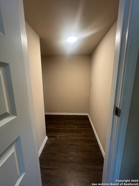 Listing photo id 3 for 9310 Trap Rock