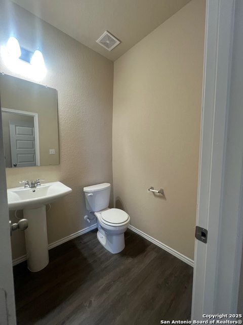 Listing photo id 5 for 9310 Trap Rock