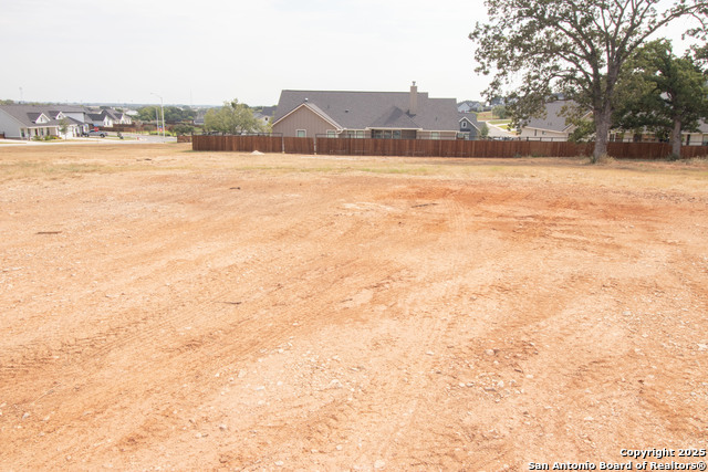 Details for 105 Red Oak Trail, La Vernia, TX 78121