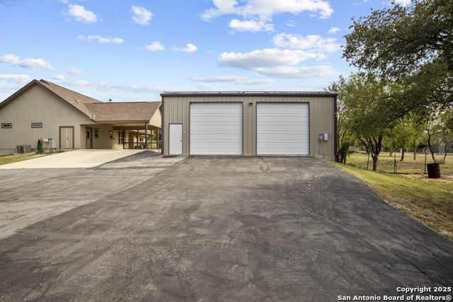 Image 34 of 47 For 2891 Fm 465  