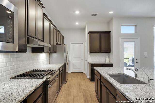 Image 12 of 45 For 111 Telford  