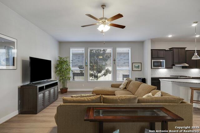 Image 3 of 45 For 111 Telford  