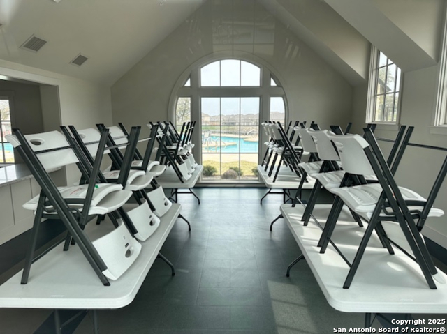 Image 41 of 45 For 111 Telford  