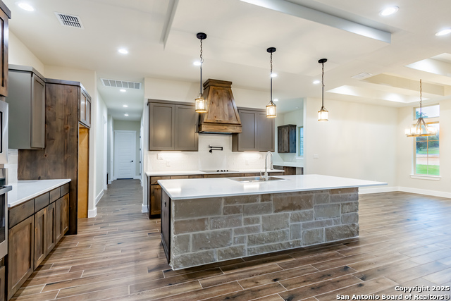 Image 11 of 65 For 205 Timber Place